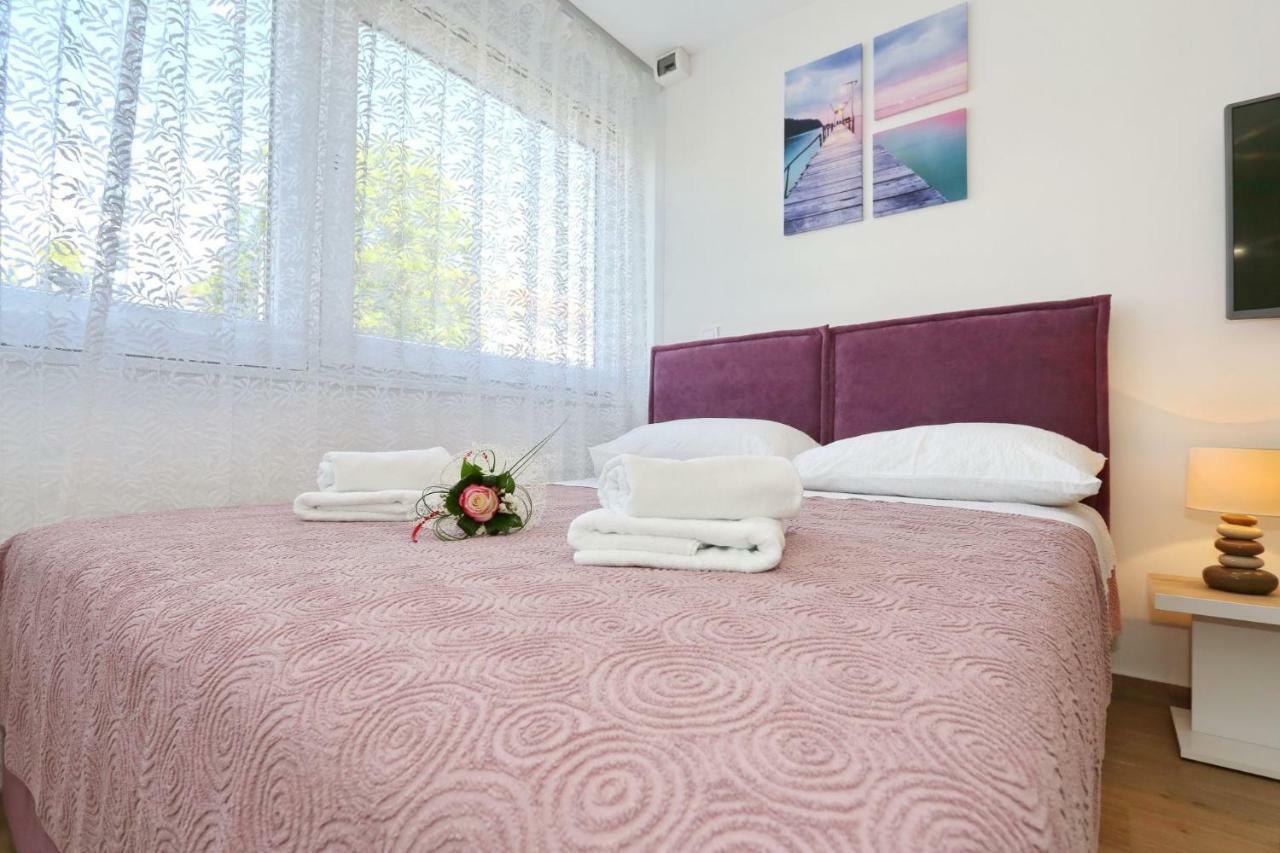 Two New Apartments By The Town Center Задар Екстериор снимка